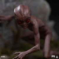 PREORDER IRON STUDIOS I Want To Believe Et Varginha 1/10 Statue Art Scale 1:10