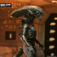 PRE ORDINE - NECA - Alien Earth Wendy Xenomorph Ultimate Action Figure