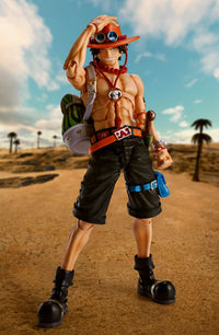 BANDAI - S.H. FIGUARTS One Piece Zero - Portgas D. Ace Fire fist