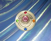 BANDAI - Sailor Moon Transformation Brooch &amp; Disguise Pen Proplica Set Brilliant Color Edition
