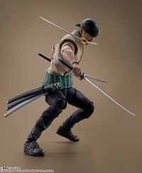 BANDAI SH FIGUARTS - One Piece Netflix - Roronoa Zoro Shf