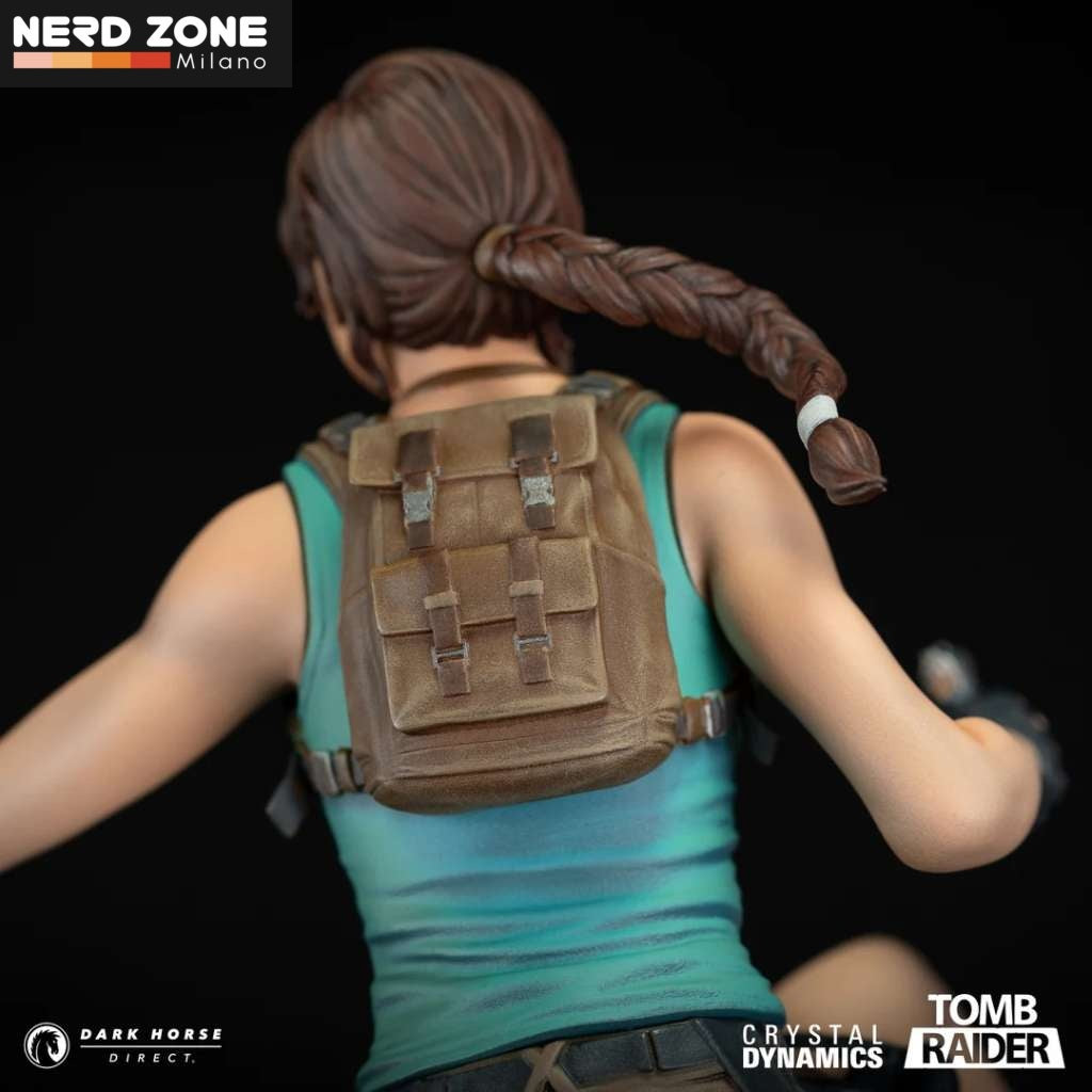 DARK HORSE TOYS - Tomb Raider Lara Croft 24 cm Pvc Statue