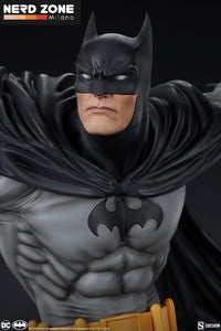 SIDESHOW - DC Comics Premium Format Statue Batman (Black Variant) Sideshow Exclusive 68 cm