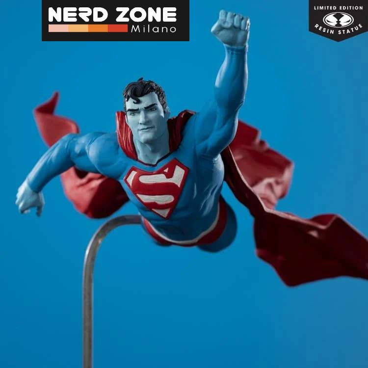 PRE ORDINE - McFARLANE TOYS 2025 - Dc Direct Superman Red & Blue Superman By Lee Bermejo Resin Statue