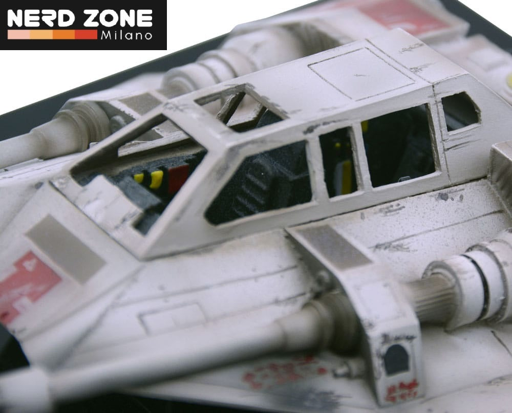 EFX - Star Wars Episode V 1-1 Replica Snowspeeder Crew Gift