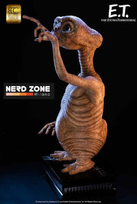 ELITE CREATURE COLLECTIBLES - E.T. The Extra-Terrestrial Life-Size Statue E.T. 132 cm Statua 1/1 a Grandezza Naturale