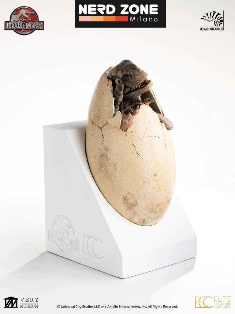 PRE ORDER ELITE CREATURE COLLECTIBLES - Jurassic Park 3 White Queen Egg Hatching