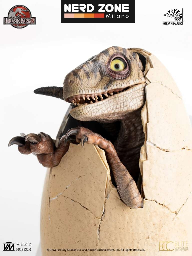 PRE ORDER ELITE CREATURE COLLECTIBLES - Jurassic Park 3 White Queen Egg Hatching