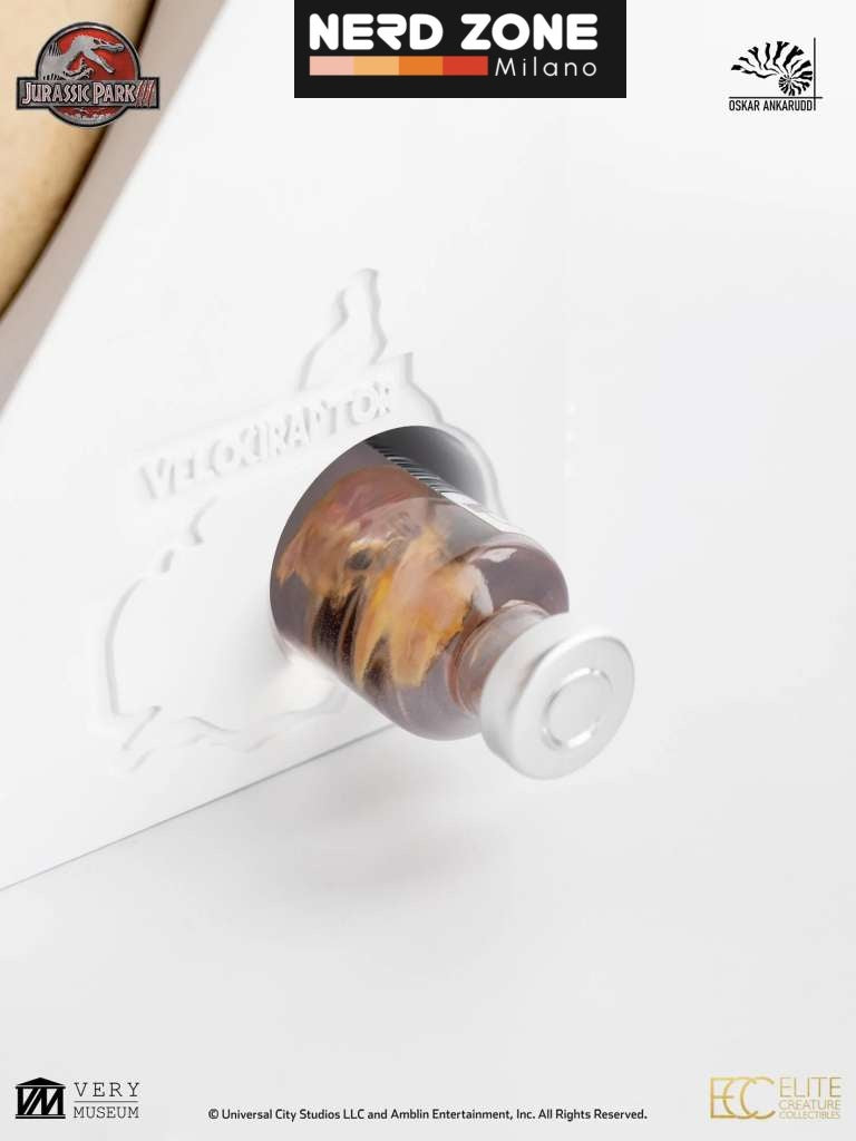 PRE ORDER ELITE CREATURE COLLECTIBLES - Jurassic Park 3 White Queen Egg Hatching