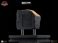 PRE ORDER ELITE CREATURE COLLECTIBLES - Jurassic Park The Lost World Male Velociraptor Eye Prop Replica