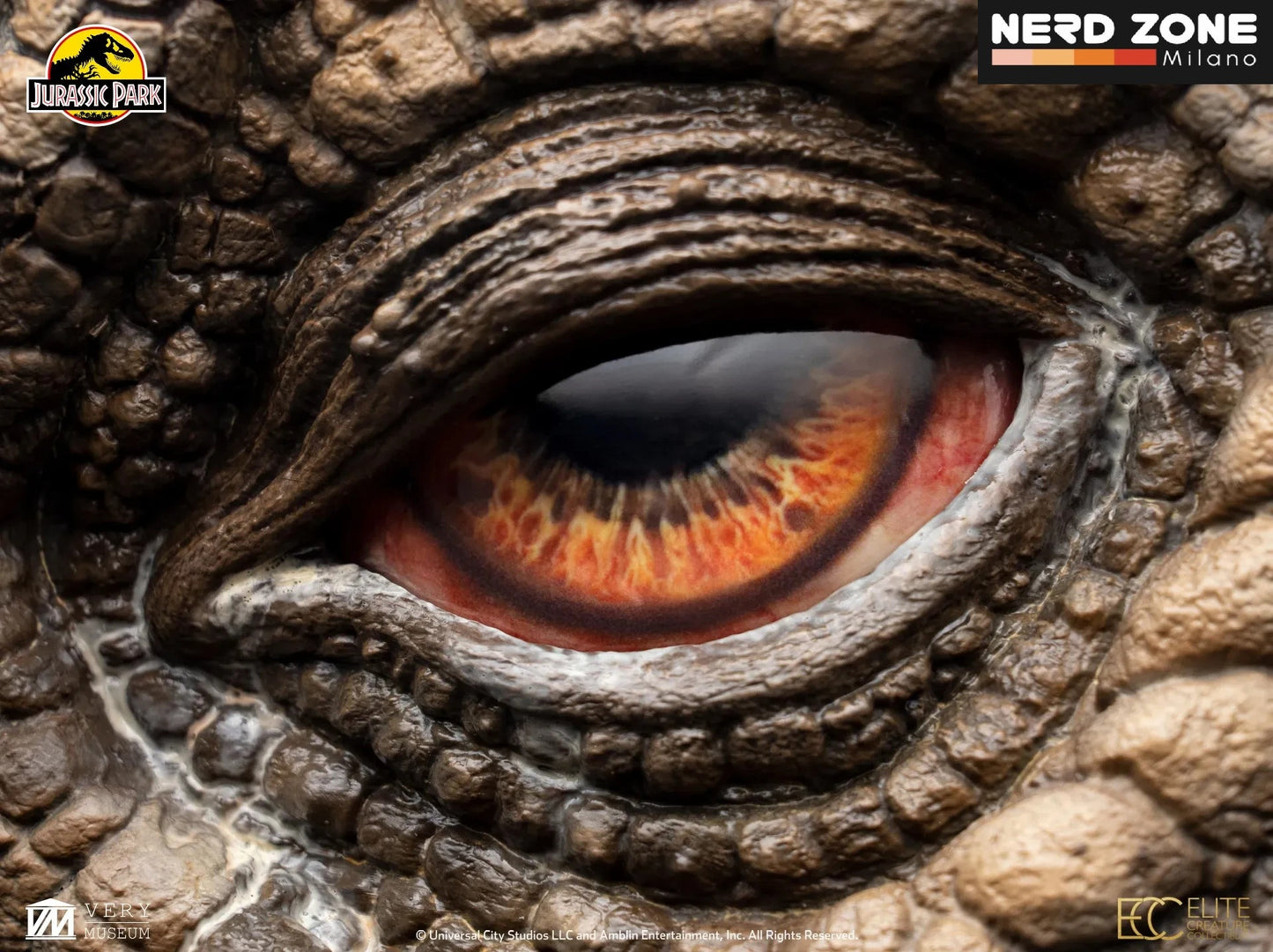 PRE ORDER - ELITE CREATURE COLLECTIBLES - Jurassic Park Triceratops Eye Prop Reproduction 1:1