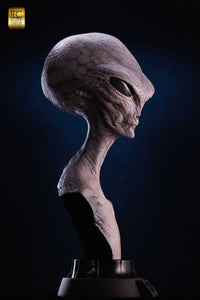 ELITE CREATURE COLLECTIBLES - Reptilian Grey Life Size Bust 1:1 (Art of Steve Wang)