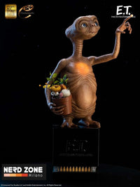 Elite Creature Collectibles – E.T. The Extra-Terrestrial Statue 1/3