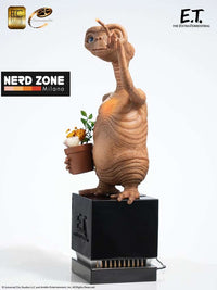 Elite Creature Collectibles – E.T. The Extra-Terrestrial Statue 1/3