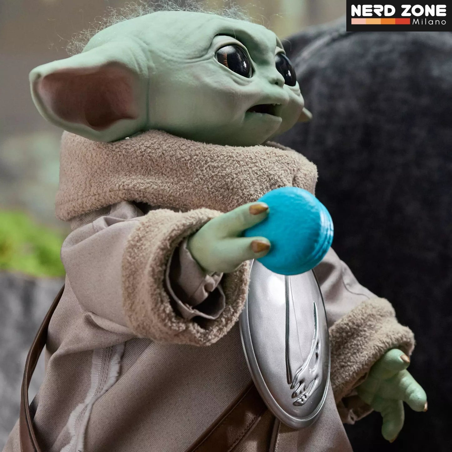 PRE ORDINE HASBRO Star Wars Ultimate Grogu Electronic Action Figure