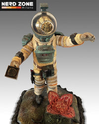 HOLLYWOOD COLLECTIBLES - Alien Statue 1/4 Officer Kane 56 cm