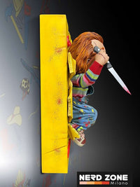 PRE ORDINE - HOLLYWOOD COLLECTIBLES - Bride Of Chucky - Chucky Half Size Wall Sculpture - Scala 1:2