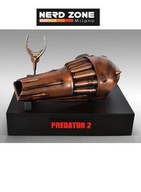 HOLLYWOOD COLLECTIBLES - Predator 2 Model Life-Size Replica Netgun and Speargun Projectile 28 cm