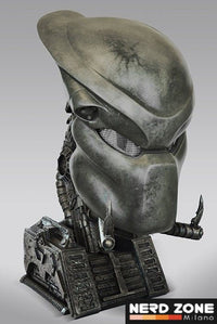 HOLLYWOOD COLLECTIBLES - Predator Replica 1/1 Bio Helmet 61 cm