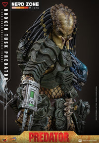 HOT TOYS - Alien vs. Predator Comic Masterpiece Action Figure 1/6 Broken Tusk Predator 35 cm CMS029