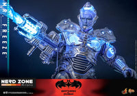 HOT TOYS - Batman & Robin Movie Masterpiece Action Figure 1/6 Mr. Freeze Deluxe Version 33 cm - MMS800