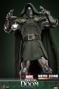 HOT TOYS - Marvel Comic Masterpiece Action Figure 1/6 Doctor Doom 33 cm