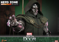 HOT TOYS - Marvel Comic Masterpiece Action Figure 1/6 Doctor Doom 33 cm