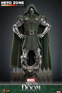 HOT TOYS - Marvel Comic Masterpiece Action Figure 1/6 Doctor Doom 33 cm