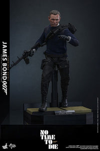 HOT TOYS - No Time To Die Movie Masterpiece Action Figure 1/6 James Bond (Commando Outfit) Hot Toys Exclusive 30 cm MMS804