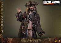 HOT TOYS - Pirates of the Caribbean: Dead Men Tell No Tales - Jack Sparrow - 1:6 Scale Figure DX37