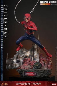 PRE ORDINE - HOT TOYS - Spider-Man Movie Masterpiece Action Figure 1/6 Spider-Man (Battle Damaged Version) 30 cm