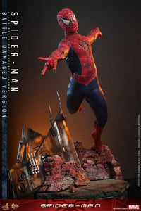 PRE ORDINE - HOT TOYS - Spider-Man Movie Masterpiece Action Figure 1/6 Spider-Man (Battle Damaged Version) 30 cm