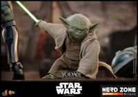 PRE ORDINE - HOT TOYS - Star Wars: Revenge of the Sith Movie Masterpiece Action Figure 1/6 Yoda 14 cm