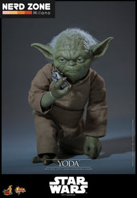 PRE ORDINE - HOT TOYS - Star Wars: Revenge of the Sith Movie Masterpiece Action Figure 1/6 Yoda 14 cm