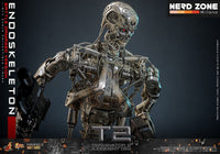 HOT TOYS - Terminator 2: Judgment Day Movie Masterpiece Die-cast Action Figure 1/6 Endoskeleton (Battle Damaged Version) 31 cm MMS840D77