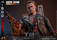 HOT TOYS - Terminator 2 Movie Masterpiece Action Figure 1/6 T-800 Battle Damaged Version 2.0 32 cm DX46