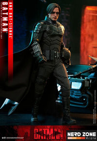 HOT TOYS - The Batman Movie Masterpiece Action Figure 1/6 Batman with Bat-Signal 31 cm