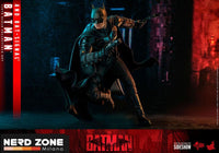 HOT TOYS - The Batman Movie Masterpiece Action Figure 1/6 Batman with Bat-Signal 31 cm