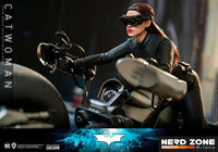 HOT TOYS - The Dark Knight Trilogy Movie Masterpiece Action Figure 1/6 Catwoman 29 cm (MMS627)cm