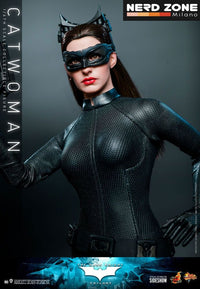 HOT TOYS - The Dark Knight Trilogy Movie Masterpiece Action Figure 1/6 Catwoman 29 cm (MMS627)cm