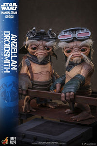 PRE ORDINE - HOT TOYS Star Wars: The Mandalorian & Grogu Life-Size Figure Anzellan Droidsmith 27 cm