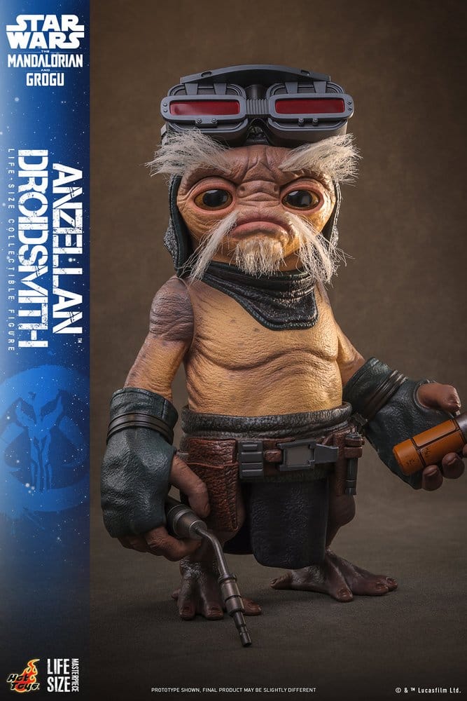 PRE ORDINE - HOT TOYS Star Wars: The Mandalorian & Grogu Life-Size Figure Anzellan Droidsmith 27 cm