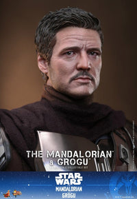 PRE ORDINE - HOT TOYS Star Wars: The Mandalorian & Grogu Movie Masterpiece Action Figure 1/6 The Mandalorian and Grogu 31 cm