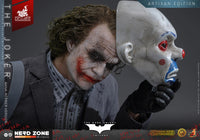 PRE ORDINE HOT TOYS The Dark Knight DX Action Figure 1/6 The Joker (Bank Robber Version) (Artisan Edition) 30 cm