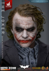 PRE ORDINE HOT TOYS The Dark Knight DX Action Figure 1/6 The Joker (Bank Robber Version) (Artisan Edition) 30 cm