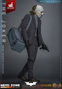 PRE ORDINE HOT TOYS The Dark Knight DX Action Figure 1/6 The Joker (Bank Robber Version) (Artisan Edition) 30 cm