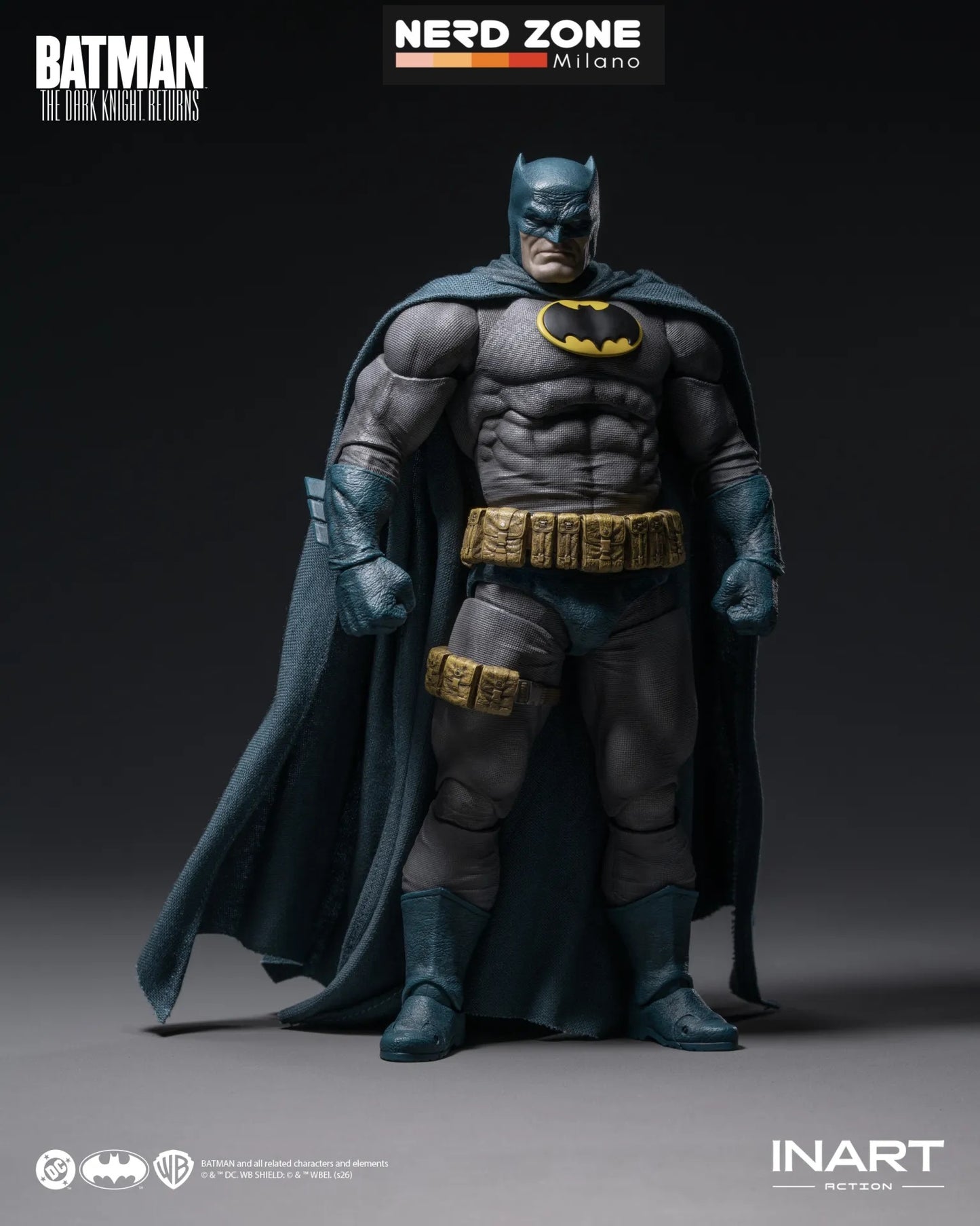 PRE ORDINE - INART Batman The Dark Knight Returns Blue Suit 1/12 Action Figure