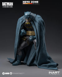 PRE ORDINE - INART Batman The Dark Knight Returns Blue Suit 1/12 Action Figure