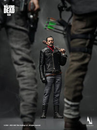 PRE ORDINE - INART– Daryl Dixon (The Walking Dead: Season 8) 1/6 Collectible Figure
