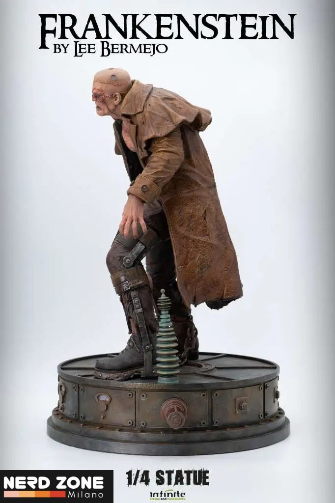 PRE ORDINE INFINITE STATUE - Frankenstein By Lee Bermejo 1/4 Statue